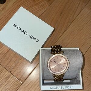 Michael Kors rose gold watch